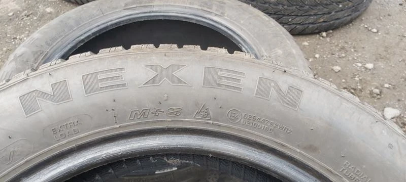 Гуми Зимни 205/55R16, снимка 3 - Гуми и джанти - 31053083