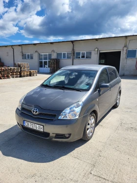 Toyota Corolla verso, снимка 2