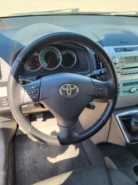 Toyota Corolla verso, снимка 6