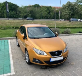Seat Ibiza 1.2 TDI | Кожен салон | Подгрев | Парктроник , снимка 2