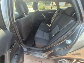 Toyota Avensis Т27 автоматик, снимка 13
