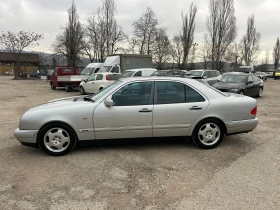 Mercedes-Benz E 200 2.0i, снимка 4