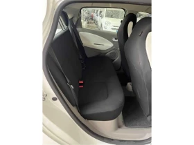 Обява за продажба на Renault Zoe 41 kWh Life ~8 821 EUR - изображение 7