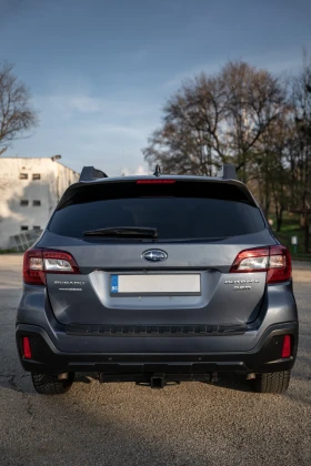 Subaru Outback 3.6 Limited, снимка 11