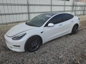 ������ Tesla Model 3