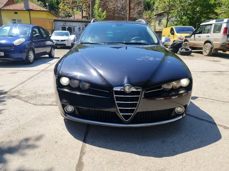 Alfa Romeo 159 1.9 JTDm 150к.с 6 Скорости, снимка 8 - Автомобили и джипове - 48412811