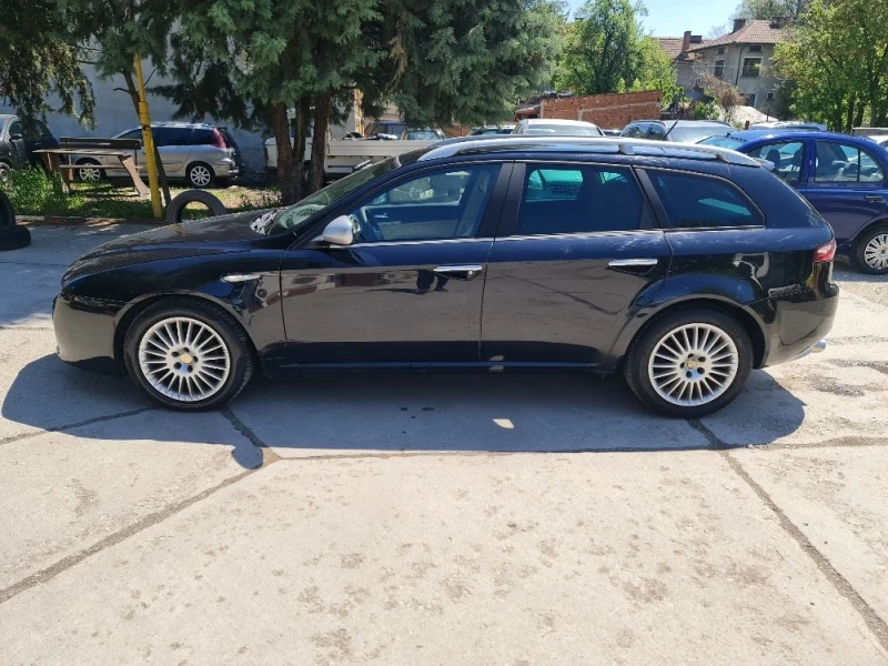 Alfa Romeo 159 1.9 JTDm 150к.с 6 Скорости, снимка 2 - Автомобили и джипове - 48412811