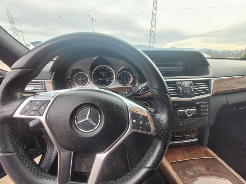 Mercedes-Benz E 350, снимка 12 - Автомобили и джипове - 44686346