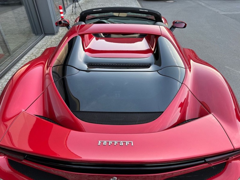 Ferrari 296GTB GTS = Carbon Interior & Exterior= Гаранция, снимка 4 - Автомобили и джипове - 46446903