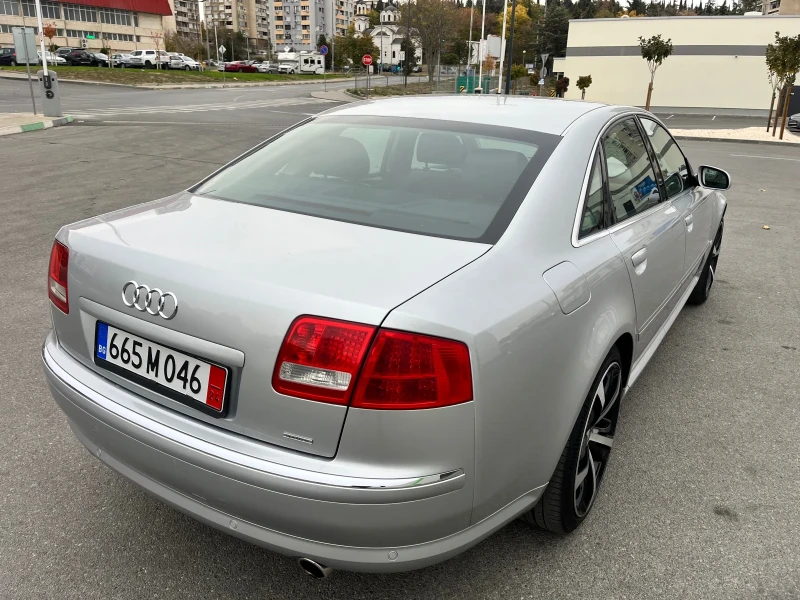 Audi A8 4.2 безин, снимка 12 - Автомобили и джипове - 47985844