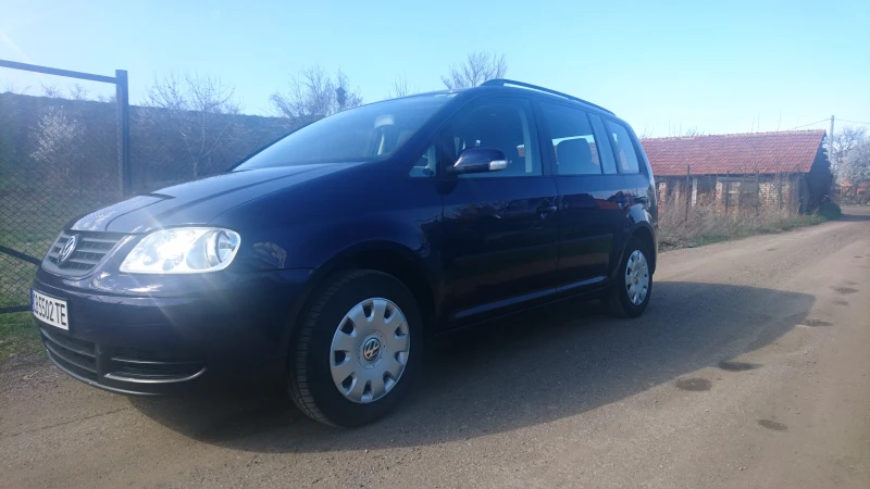 VW Touran 1.9tdi, снимка 3 - Автомобили и джипове - 47987620