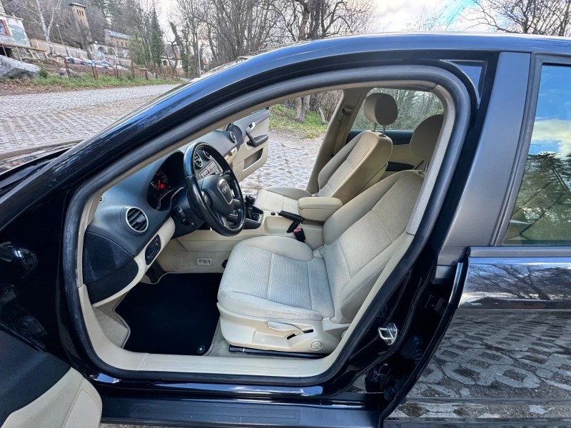 Audi A3 Като нова 1.9 TDI, снимка 13 - Автомобили и джипове - 48080772