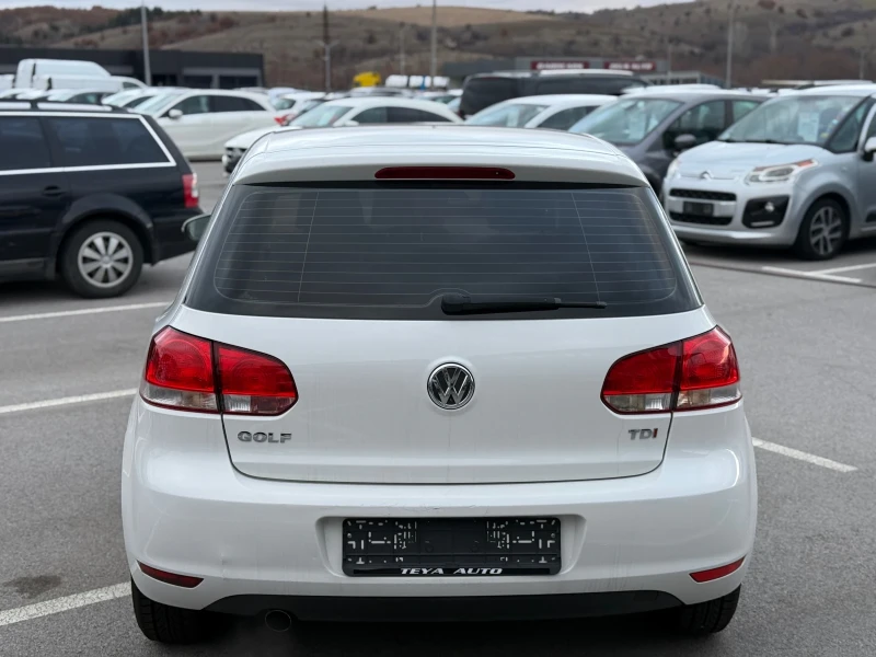 VW Golf 1.6TDI TOP* ЛИЗИНГ* , снимка 4 - Автомобили и джипове - 48200390