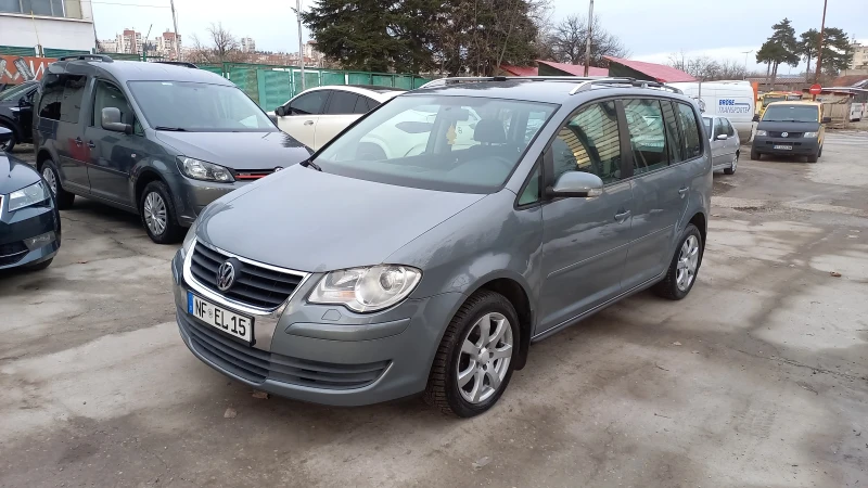 VW Touran 1, 9tdi DSG 105к.с., снимка 2 - Автомобили и джипове - 48589655