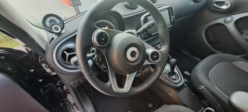 Smart Forfour Forfour EQ-Гаранция 2 г., снимка 10 - Автомобили и джипове - 52000922