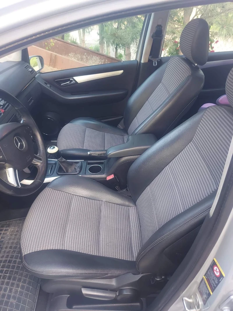 Mercedes-Benz B 180 1.8, снимка 8 - Автомобили и джипове - 52406732