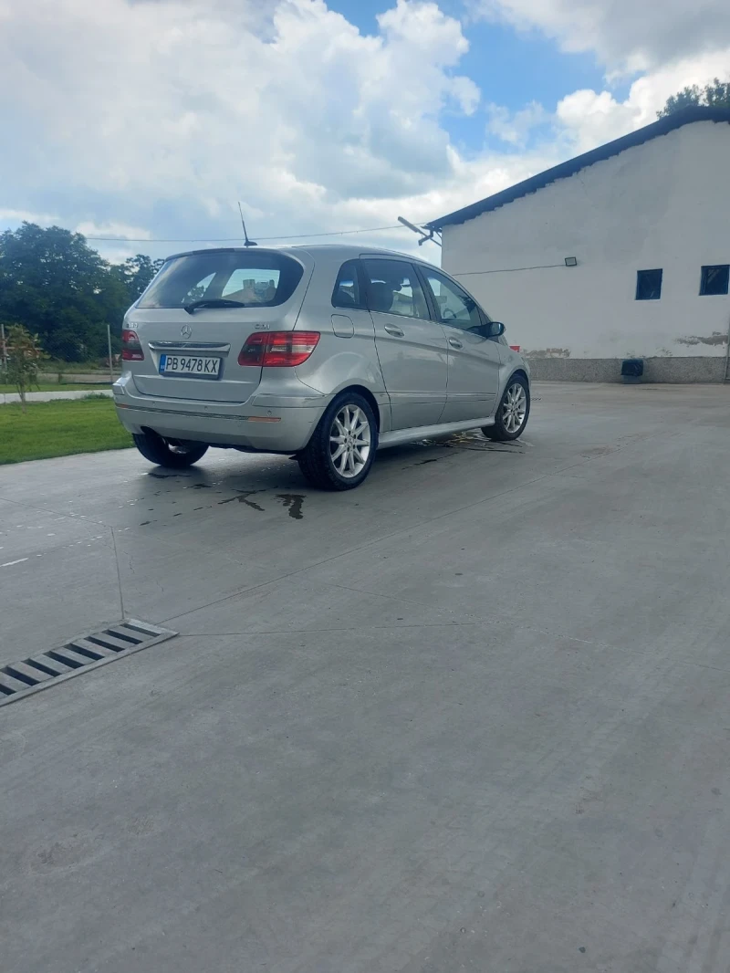 Mercedes-Benz B 180 1.8, снимка 6 - Автомобили и джипове - 52406732