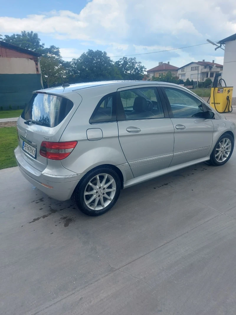 Mercedes-Benz B 180 1.8, снимка 4 - Автомобили и джипове - 52406732