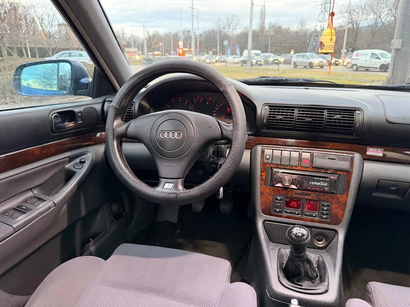 Audi A4 1.8 Газ.Инж А/С, снимка 10 - Автомобили и джипове - 53100733