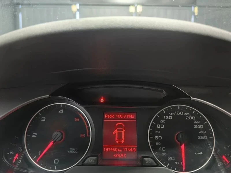 Audi A4 2.0TDI* 143к.с* ЛИЗИНГ* МУЛТИ* НАВИ* КЛИМА* ТОП, снимка 9 - Автомобили и джипове - 55691556