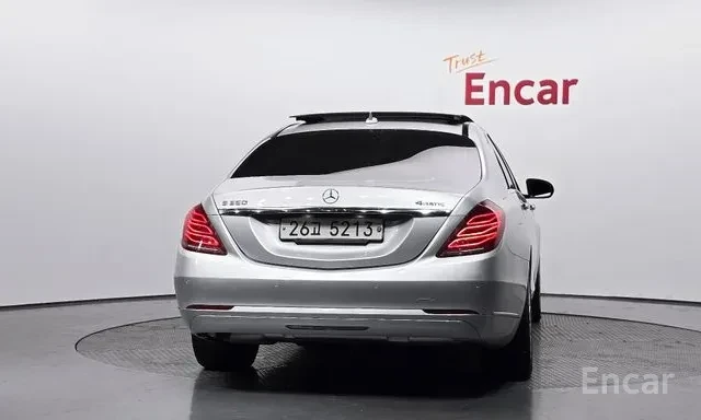 Mercedes-Benz S 350 D * ОБДУХВАНЕ * 360 * AIRMATIC * BURMESTER * ПАНО , снимка 4 - Автомобили и джипове - 56154011