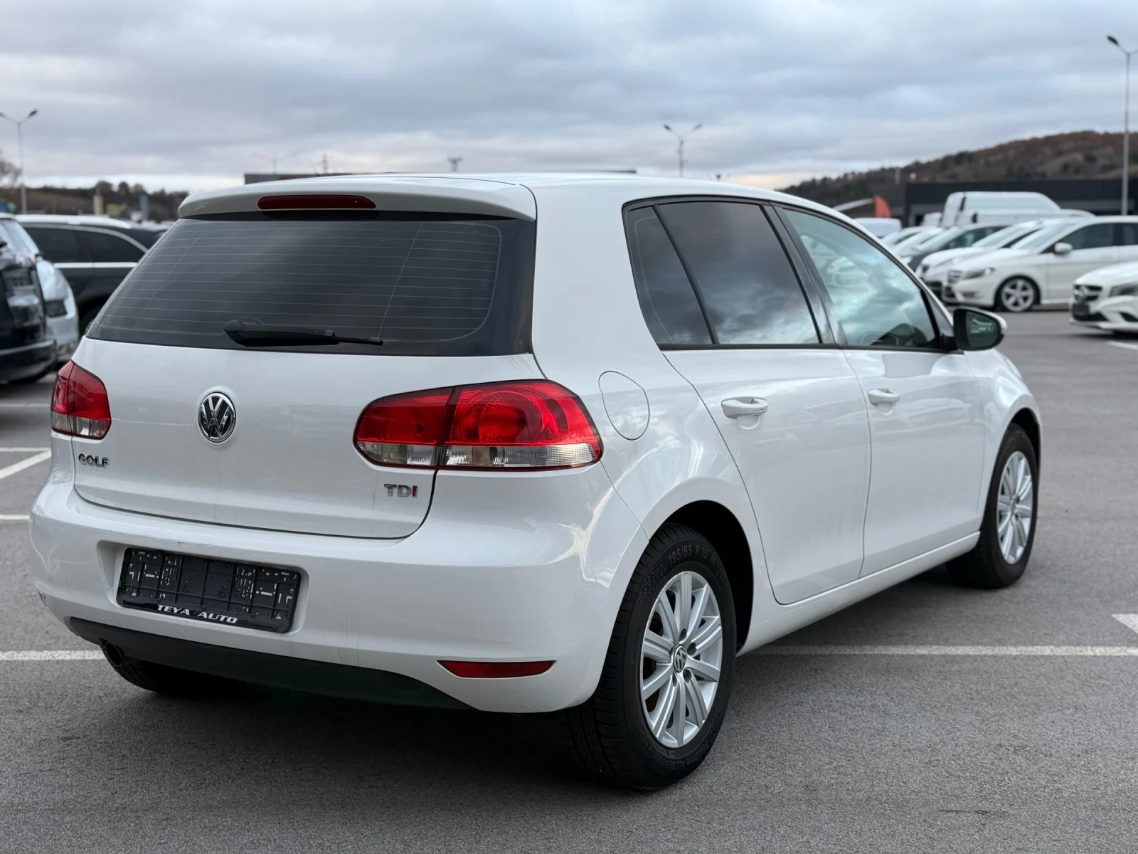 VW Golf 1.6TDI TOP* ЛИЗИНГ*  - изображение 5