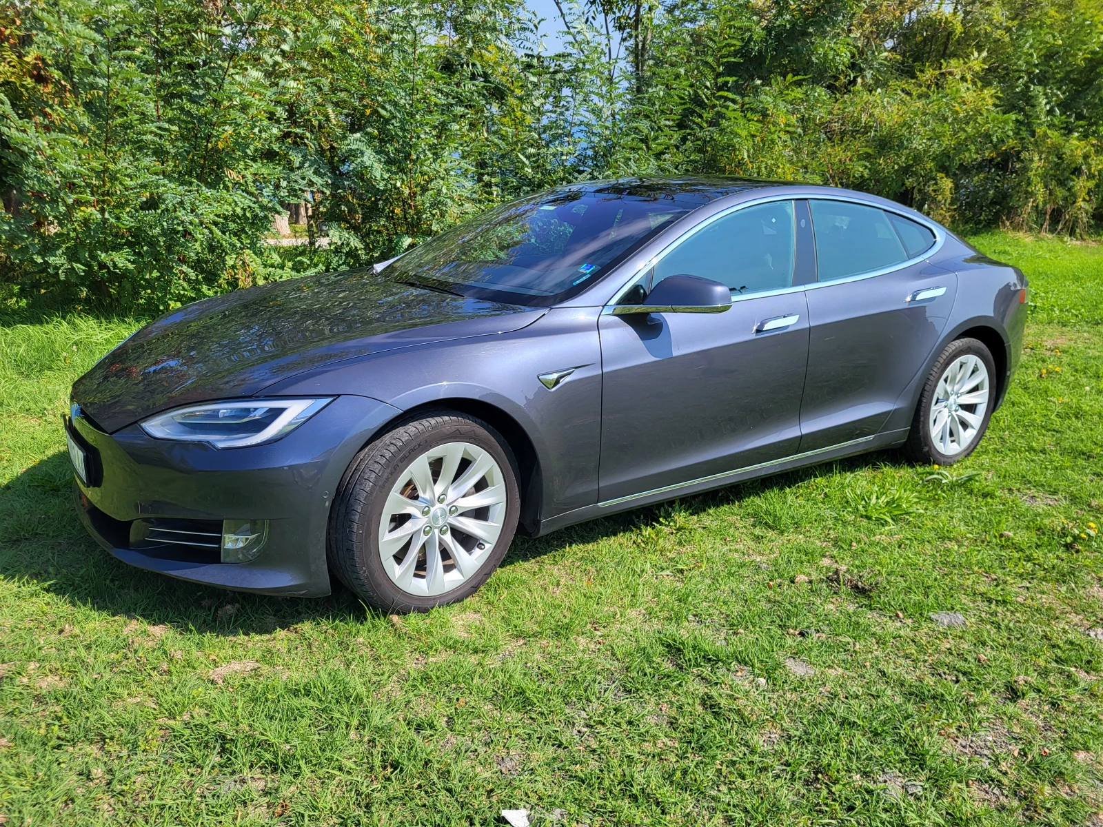 Tesla Model S Raven - изображение 3