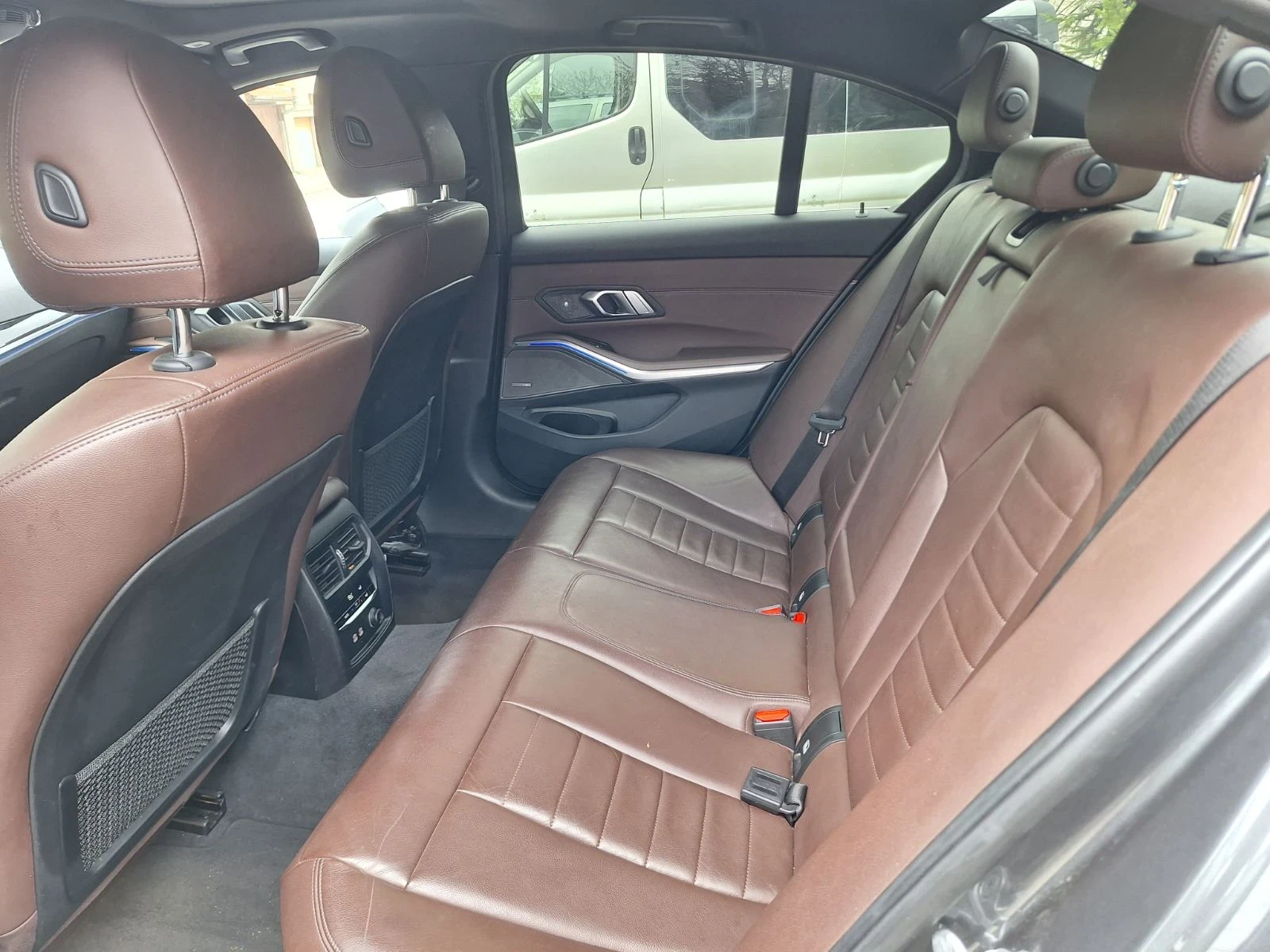 BMW 320 320d Xdrive  - изображение 9