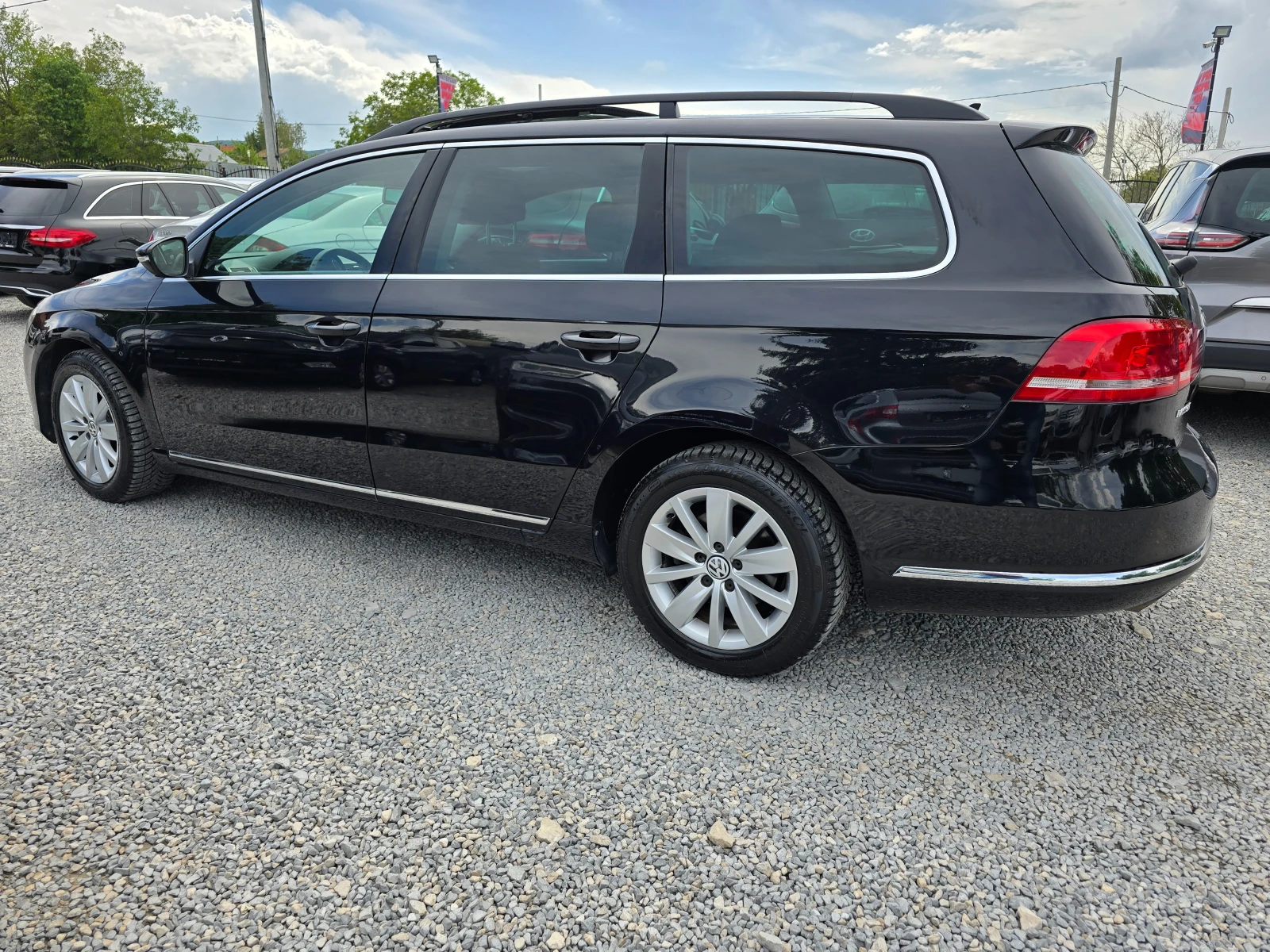 VW Passat 2.0TDI-ЕВРО 5В-ПАНОРАМА-НАВИГАЦИЯ-6 СКОРОСТИ - изображение 3