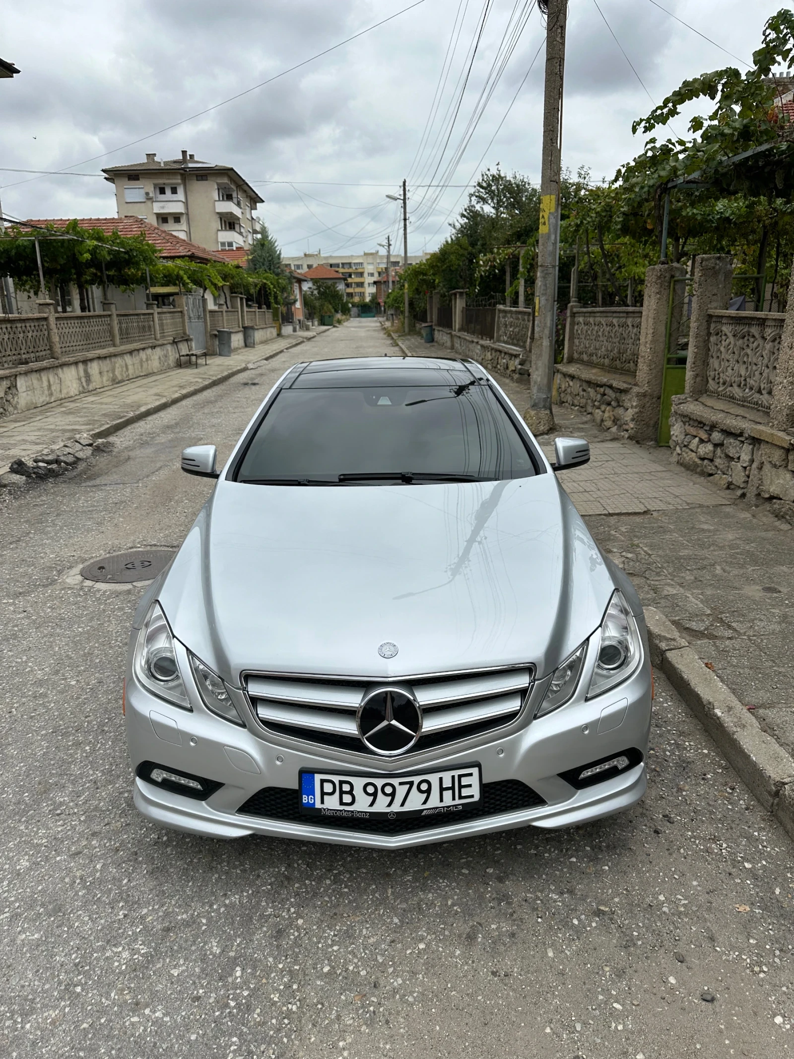 Mercedes-Benz E 500 Mercedes-Benz E550 Купе AMG - изображение 5