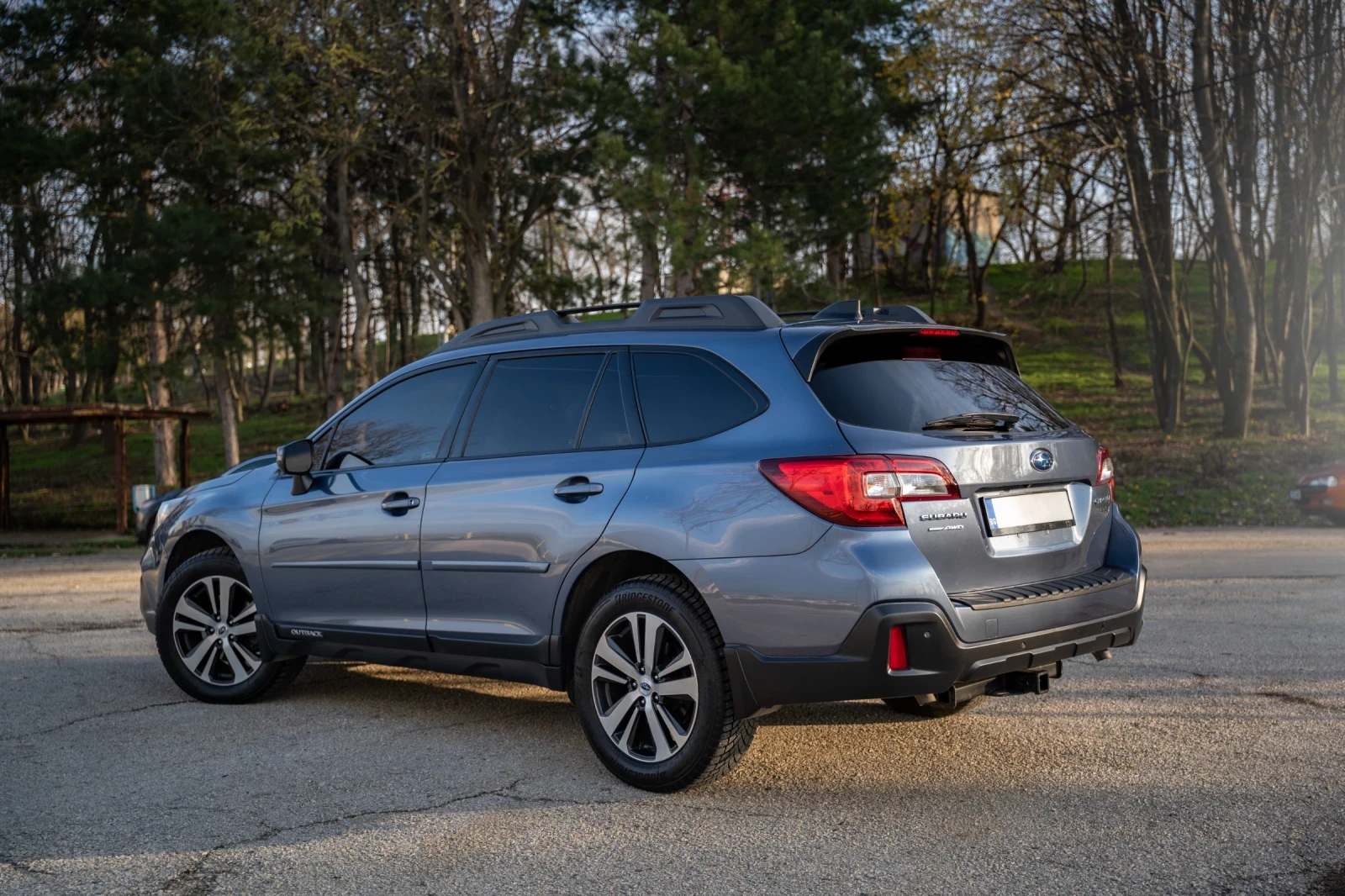 Subaru Outback 3.6 Limited - изображение 10