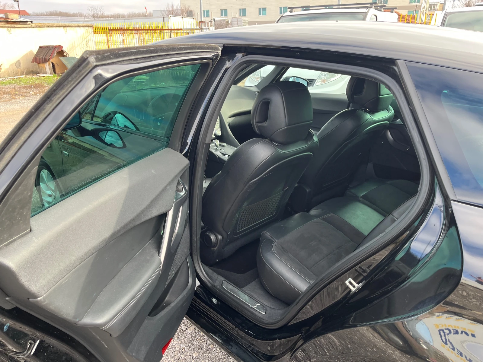 Citroen DS5 HYBRID 4x4 163k.c | Mobile.bg � ����������� 11