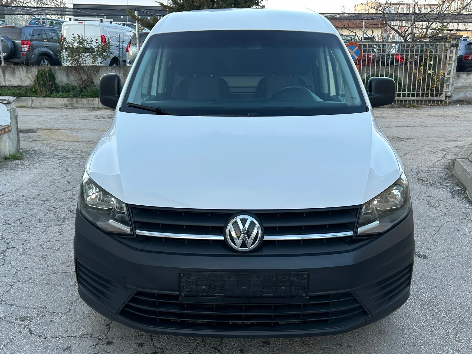VW Caddy 2.0TDI EURO 6  - изображение 2