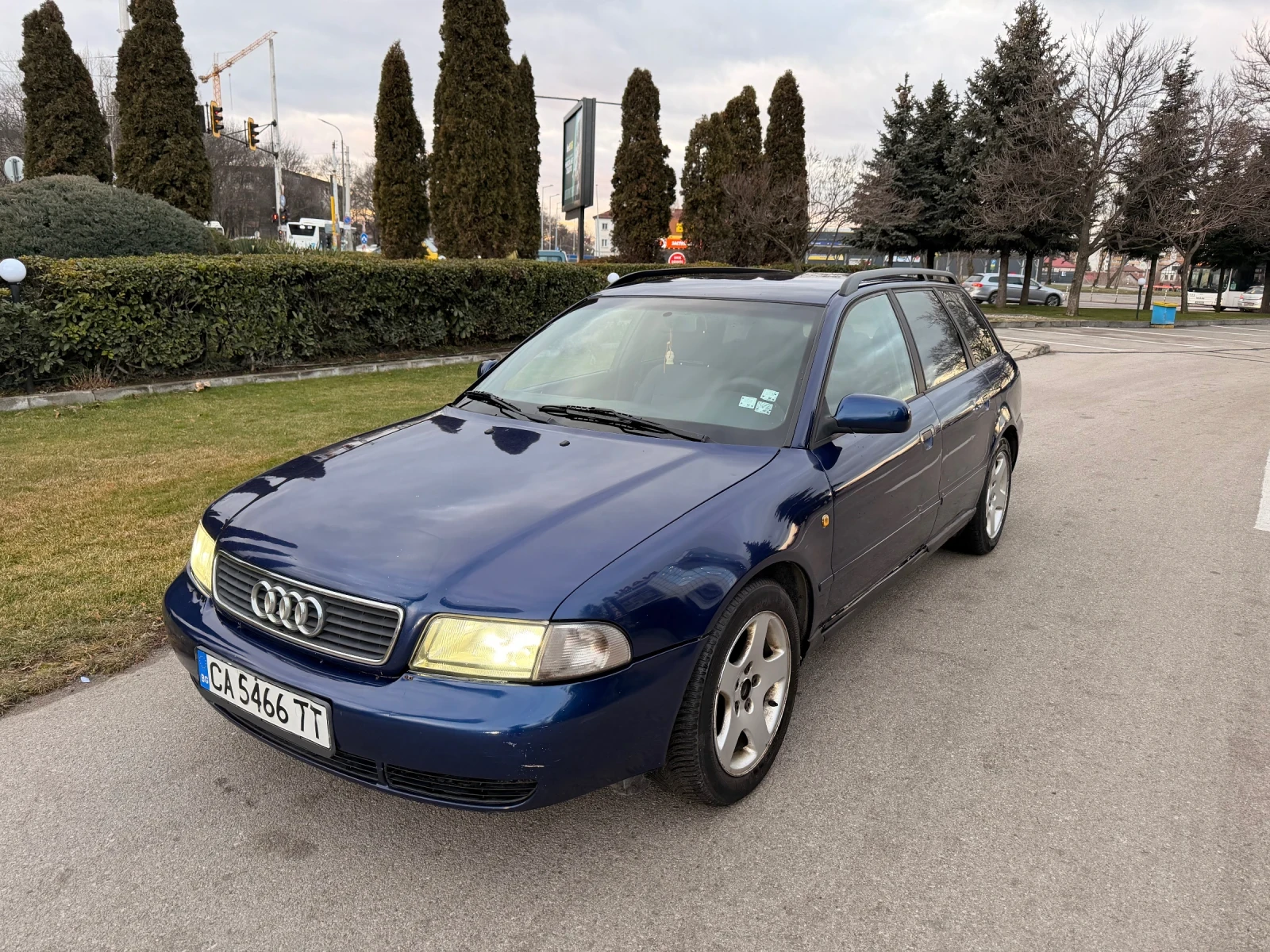 Audi A4 1.8 Газ.Инж А/С - изображение 3