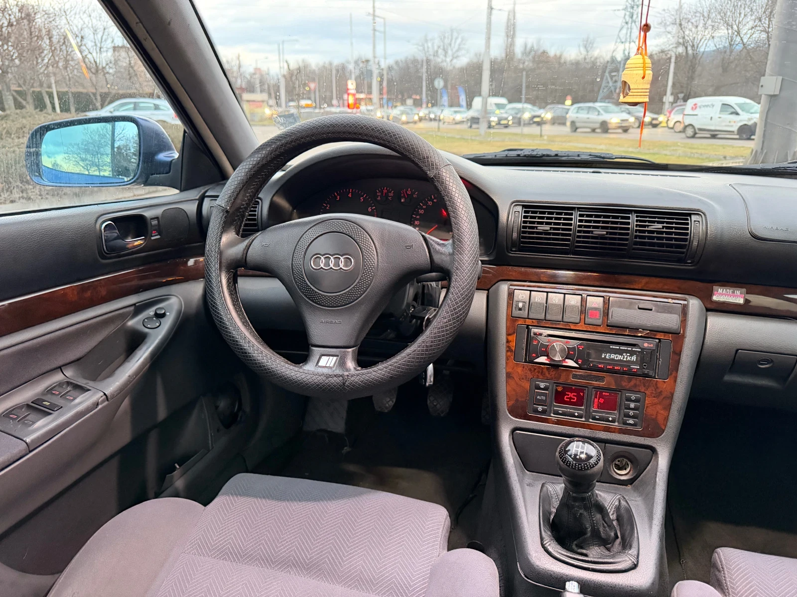 Audi A4 1.8 Газ.Инж А/С - изображение 10