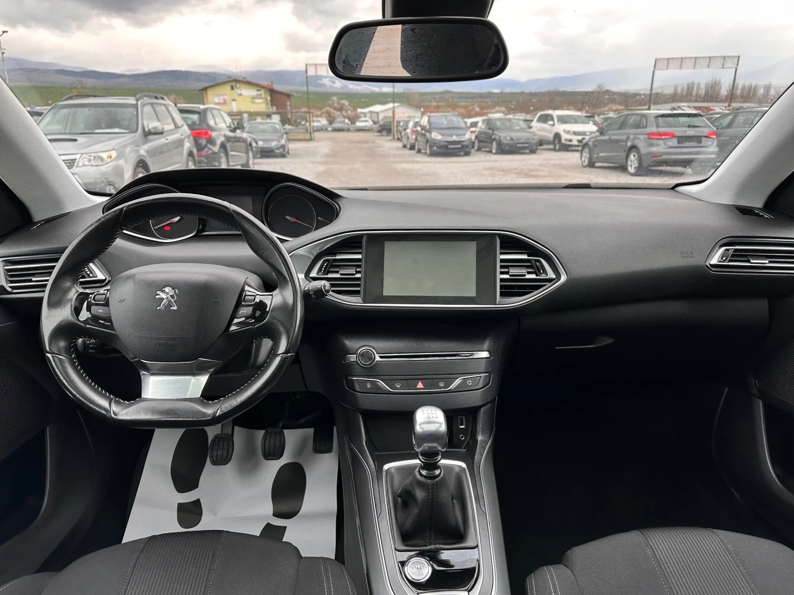 Peugeot 308 1.6HDi-GT-LINE-НАВИ-КАМЕРА-СЛЯПА ТОЧКА-ФУЛЛ-ТОП, снимка 12 - Автомобили и джипове - 54088035