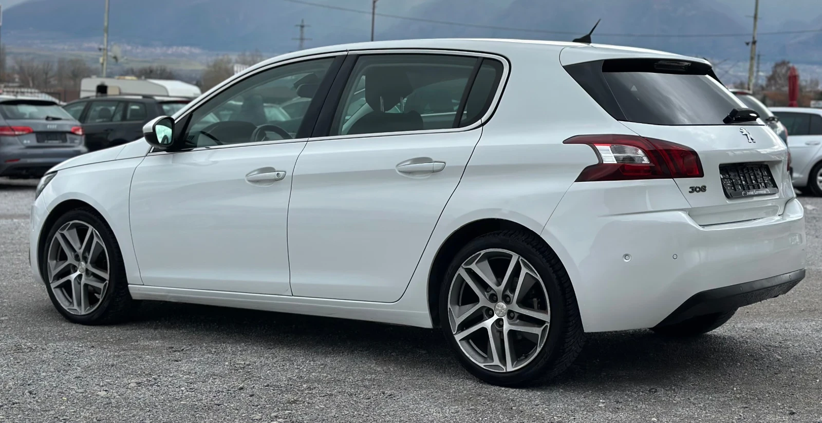 Peugeot 308 1.6HDi-GT-LINE-НАВИ-КАМЕРА-СЛЯПА ТОЧКА-ФУЛЛ-ТОП, снимка 4 - Автомобили и джипове - 54088035