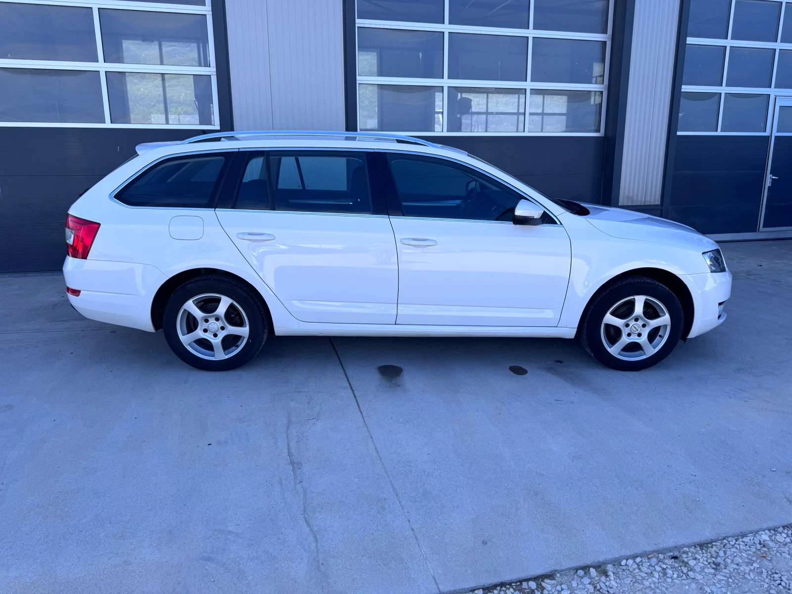 Skoda Octavia 2.0TDI 150PS 4X4 EVRO 6, снимка 7 - Автомобили и джипове - 54343228