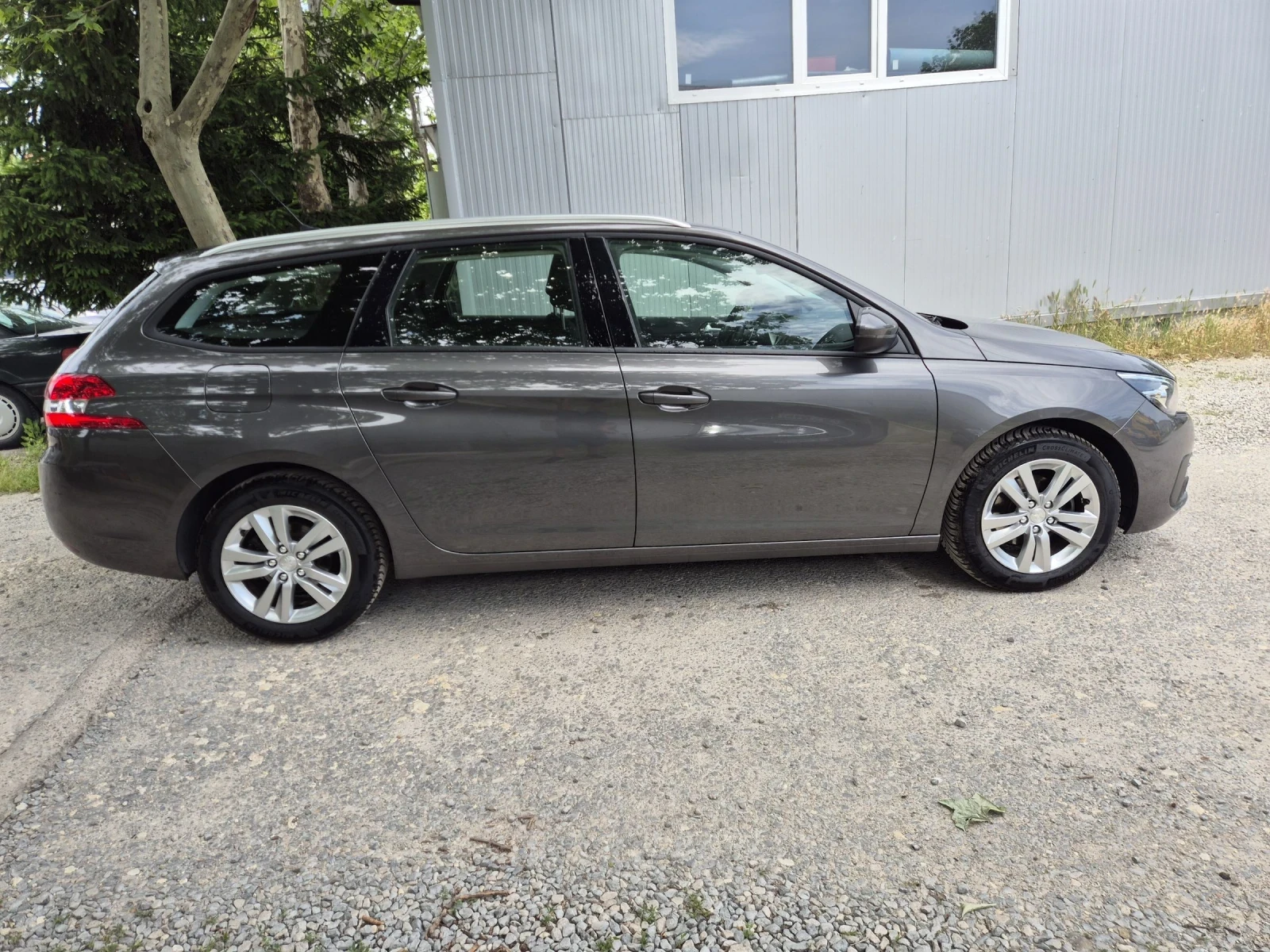 Peugeot 308 1.5HDI+ Avtomat, снимка 6 - Автомобили и джипове - 54485276
