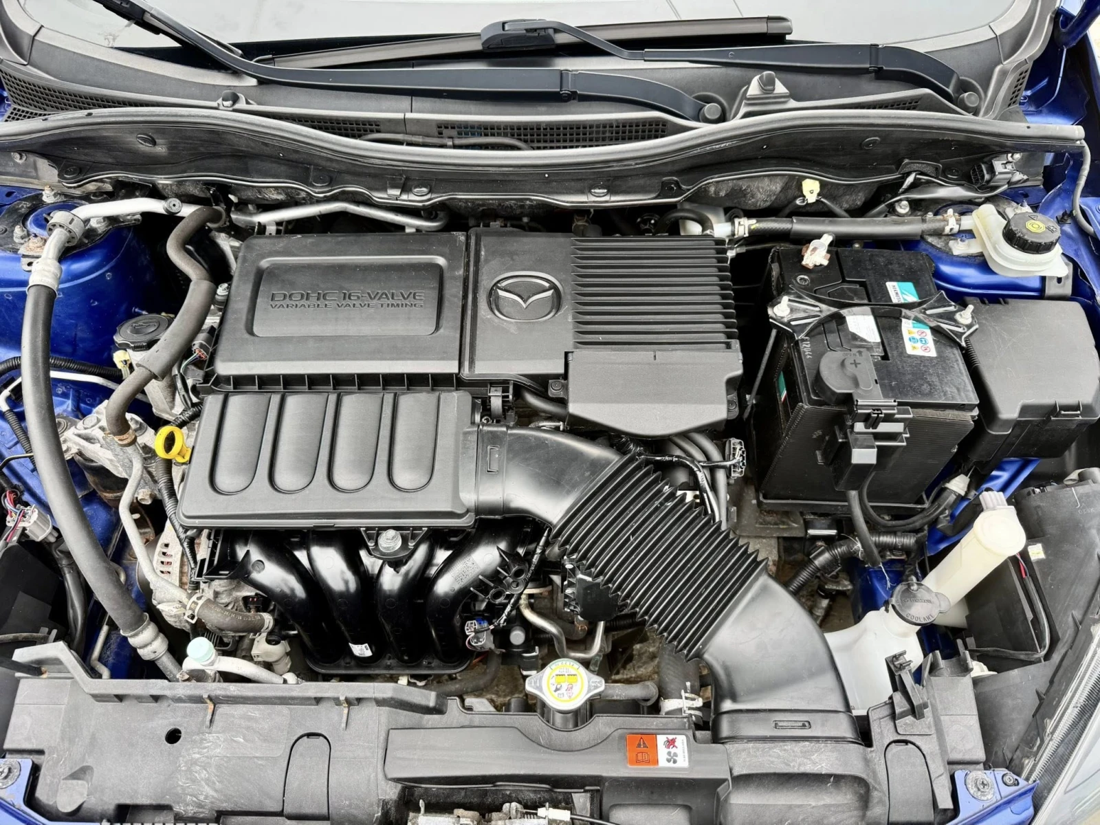 Mazda 2 1.5 , снимка 16 - Автомобили и джипове - 54779472