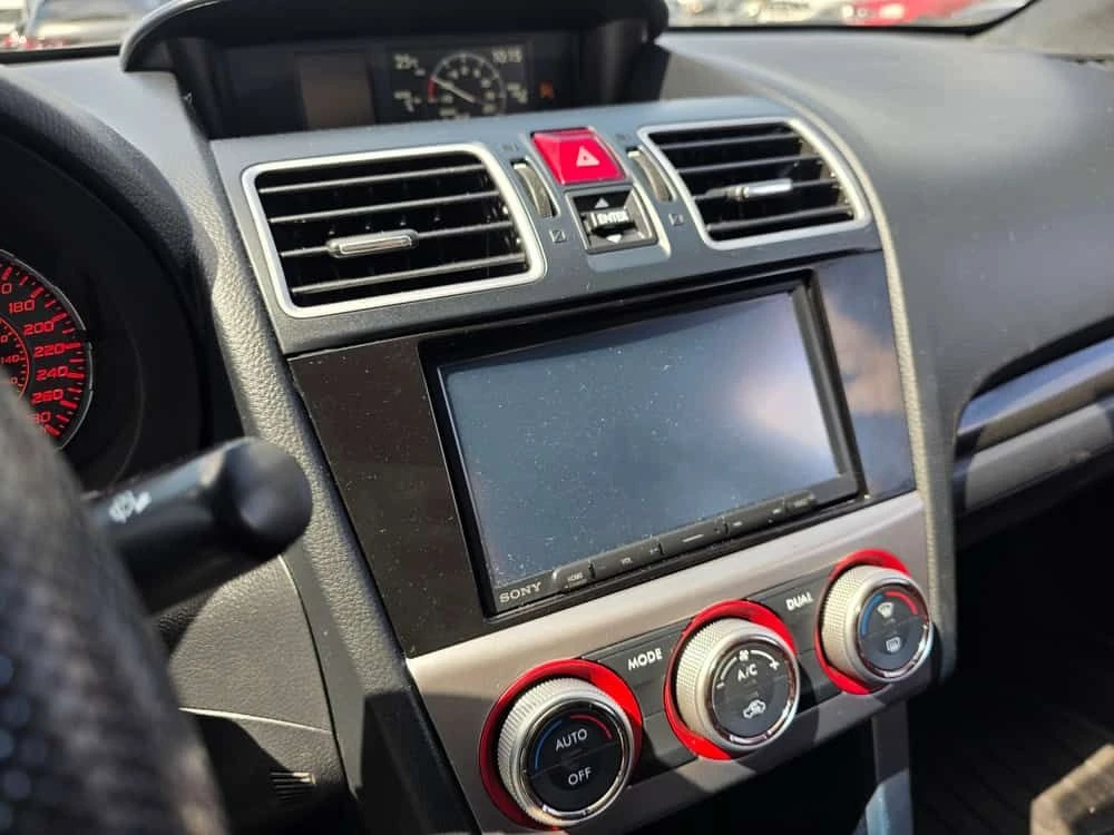 Subaru WRX * STI * КАРБОН* АЛКАНТАРА* STEREO SYSTEM* , снимка 14 - Автомобили и джипове - 54941265