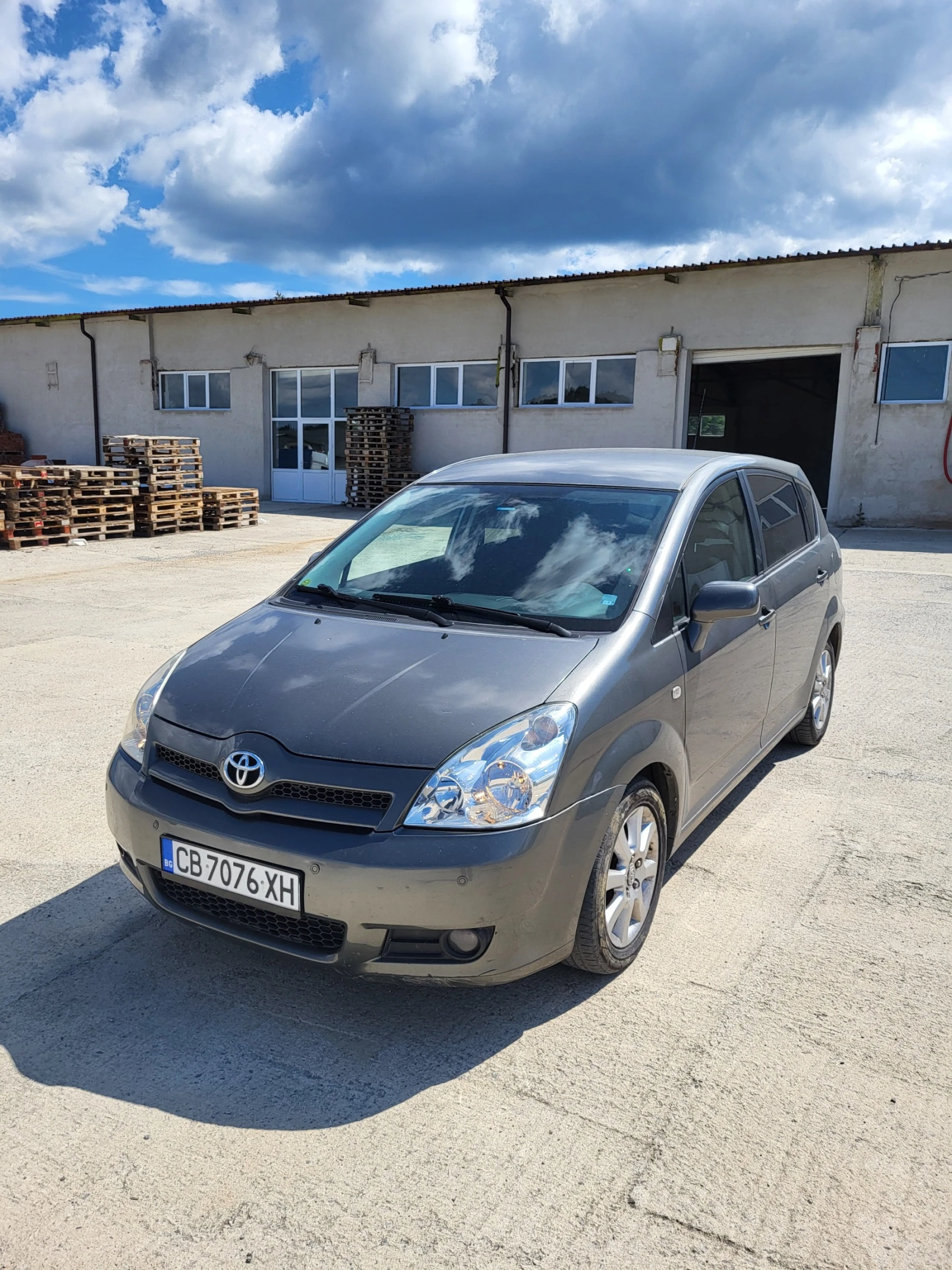 Toyota Corolla verso, снимка 2 - Автомобили и джипове - 55184876