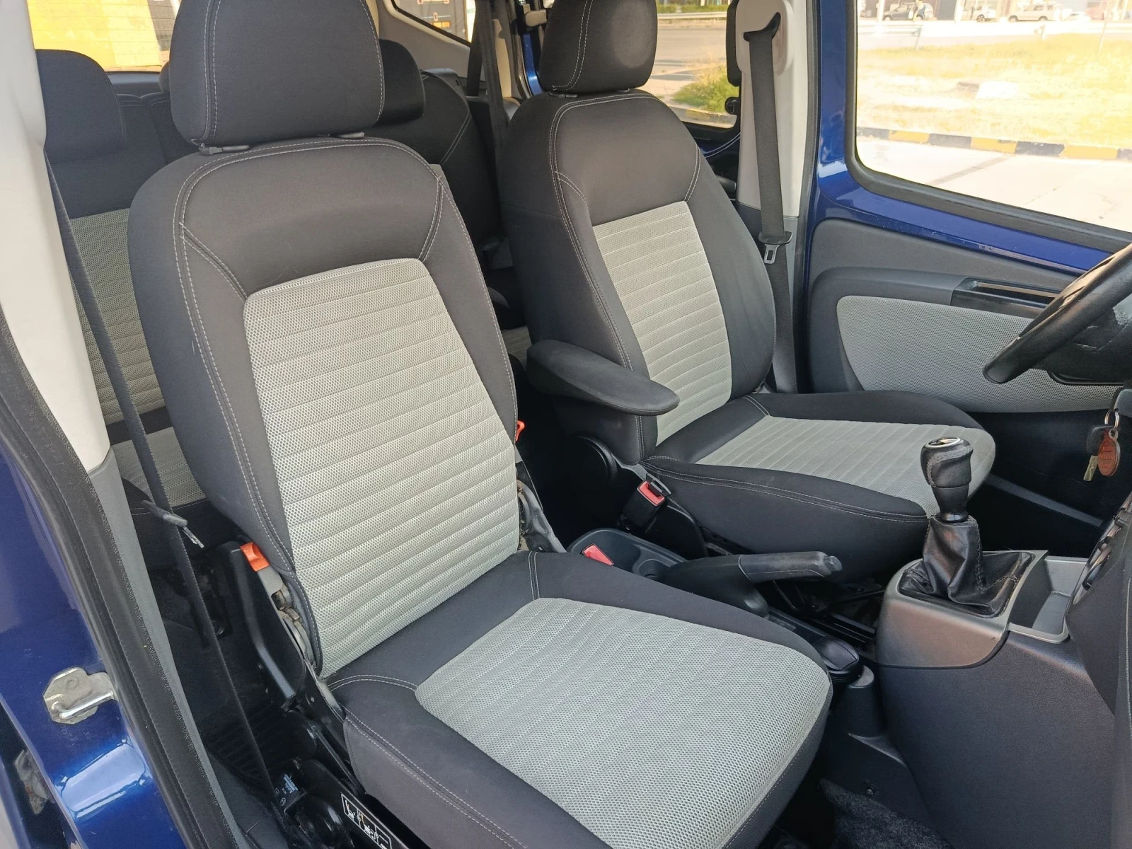 Fiat Qubo 1.3 multijet КЛИМА 10г , снимка 12 - Автомобили и джипове - 55590168