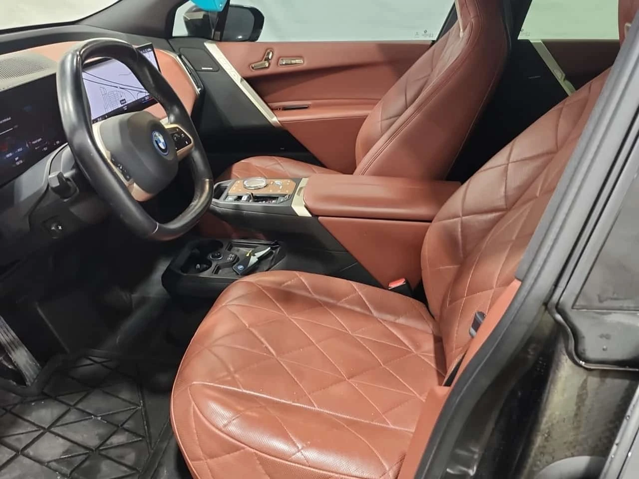 BMW iX XDRIVE50  CARFAX, снимка 5 - Автомобили и джипове - 55889237