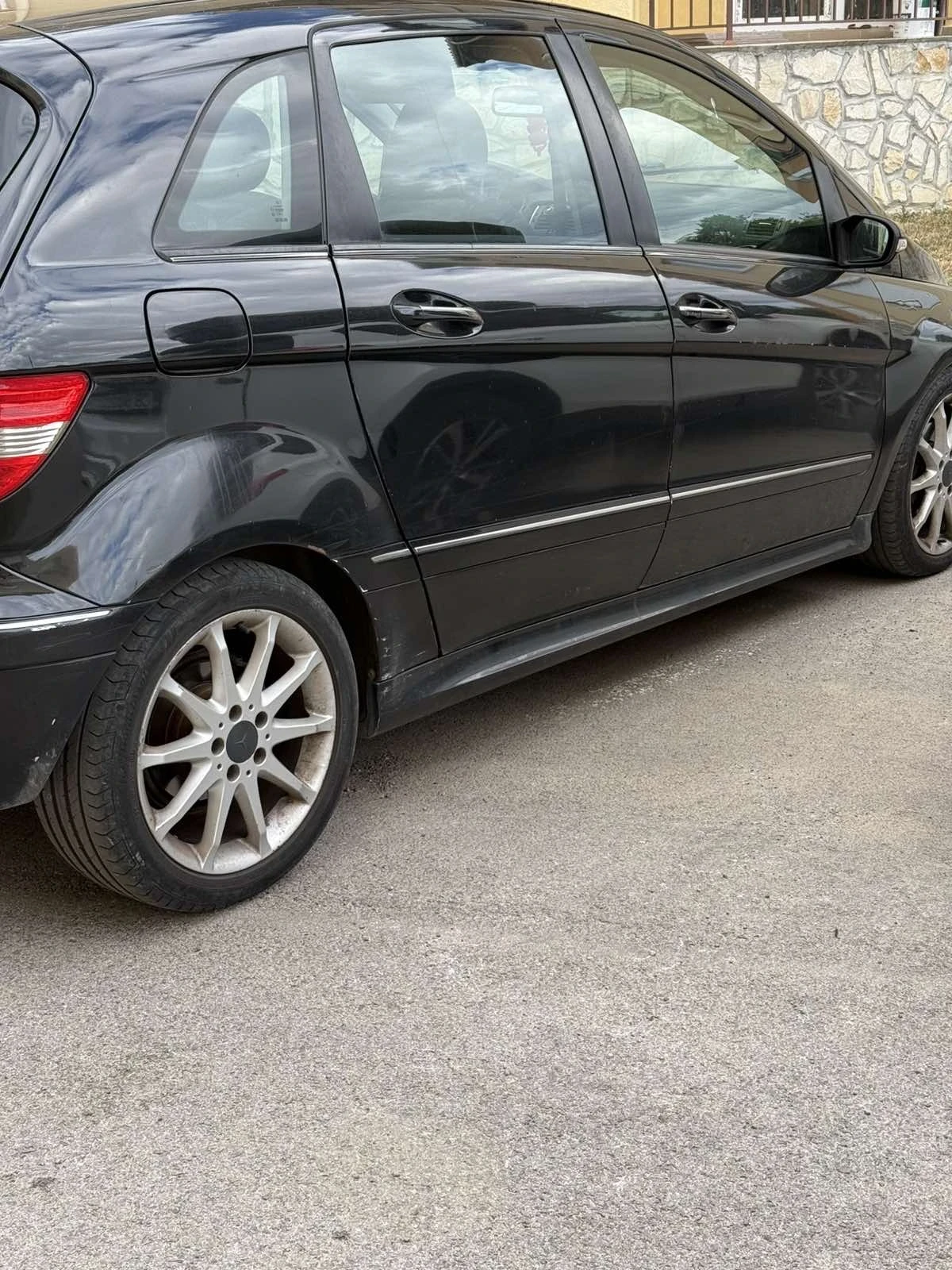 Mercedes-Benz B 180, снимка 3 - Автомобили и джипове - 56362705