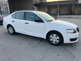 Skoda Octavia 1.6 TDI CLIMA/NAVI, снимка 13