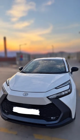 Toyota C-HR 1.8 Hybrid 140 e-CVT City 2024 - гаранционен, снимка 2