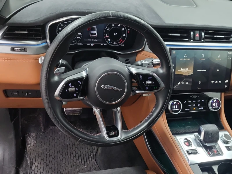 Jaguar F-PACE SVR* CARFAX* АВТОФИНАНС* БЕЗ ПЪРВОНАЧАЛНА ВНОСКА* , снимка 9 - Автомобили и джипове - 52716660