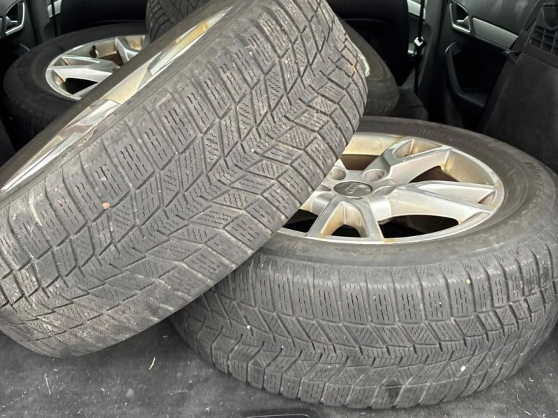 Audi Q3 2017 Komfort * CARFAX * БЕЗ ПЪРВОНАЧАЛНА ВНОСКА, снимка 11 - Автомобили и джипове - 53095213