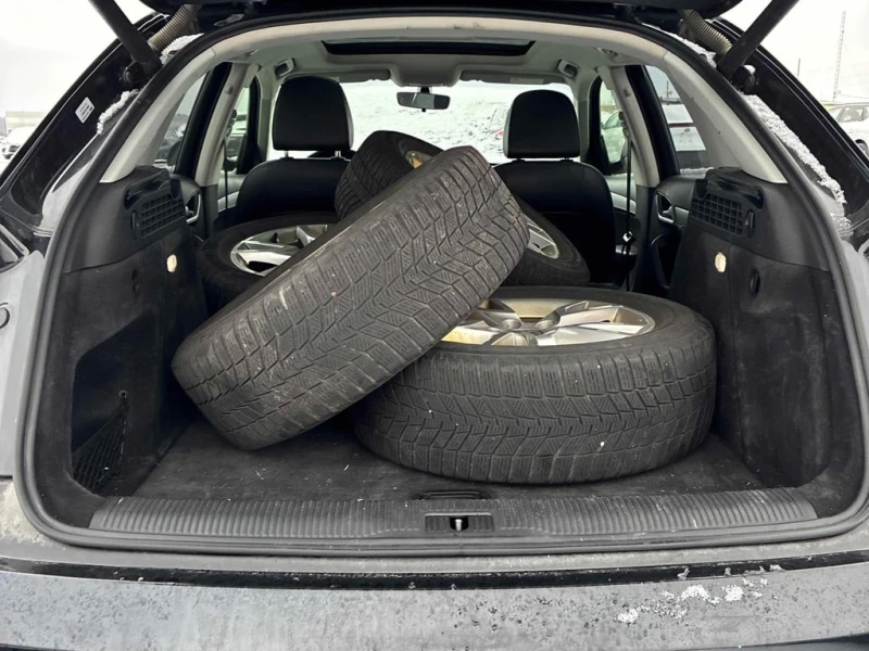 Audi Q3 2017 Komfort * CARFAX * БЕЗ ПЪРВОНАЧАЛНА ВНОСКА, снимка 10 - Автомобили и джипове - 53095213